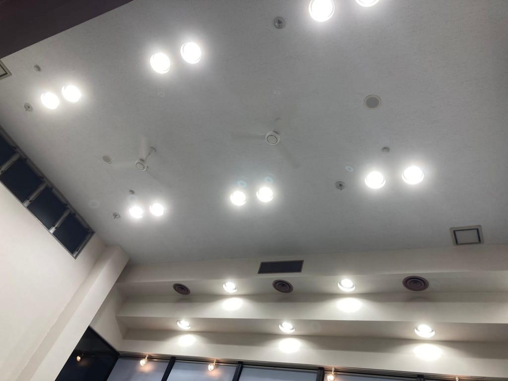 LED照明交換工事